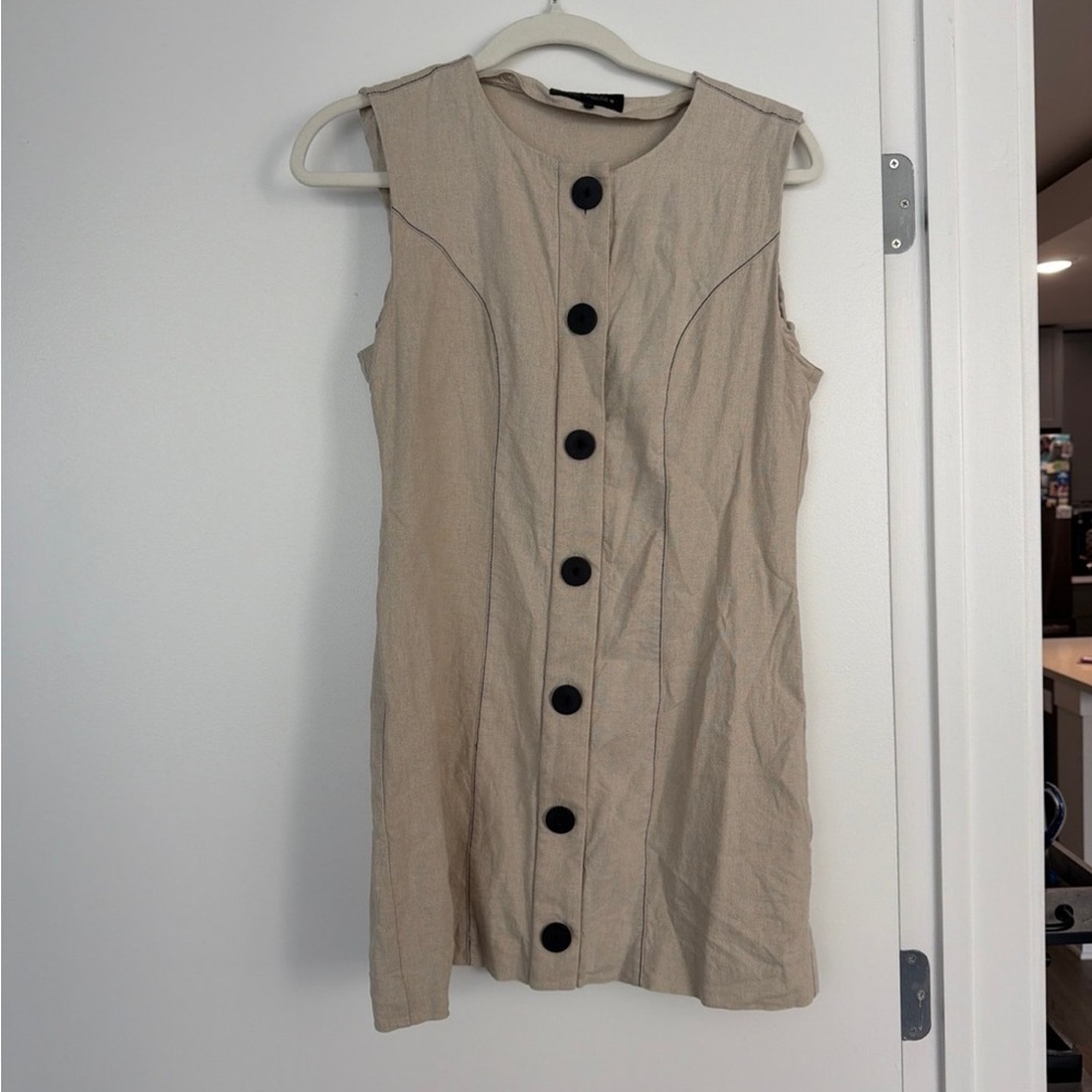 Zara Beige Mini Dress with Black Buttons